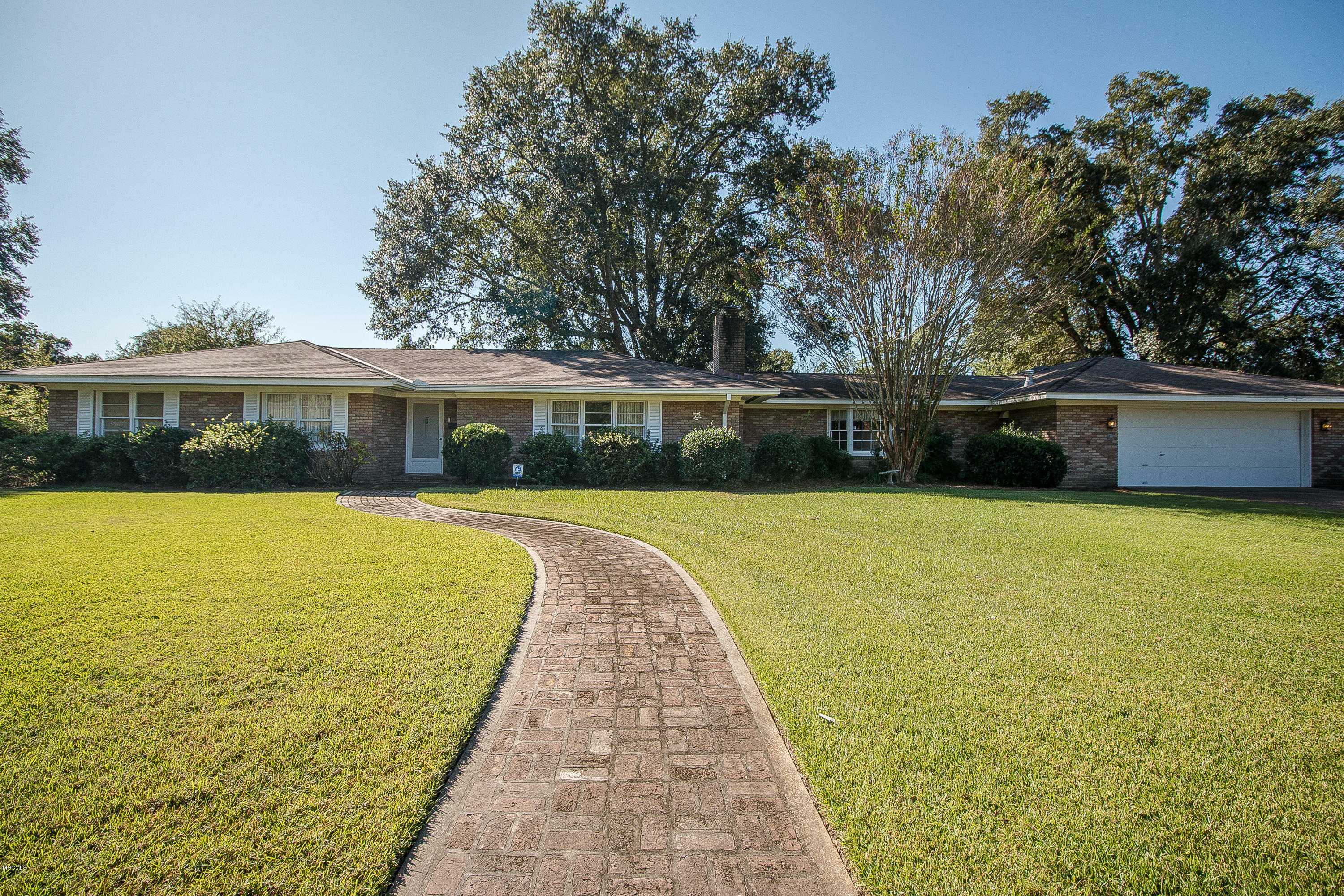 Property Photo: 41 Poplar Circle MS 39507