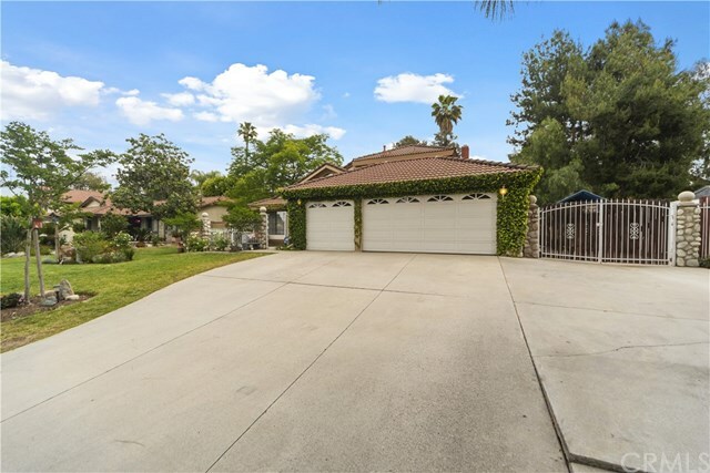 Property Photo:  1134 Crestsprings Lane  CA 92506 