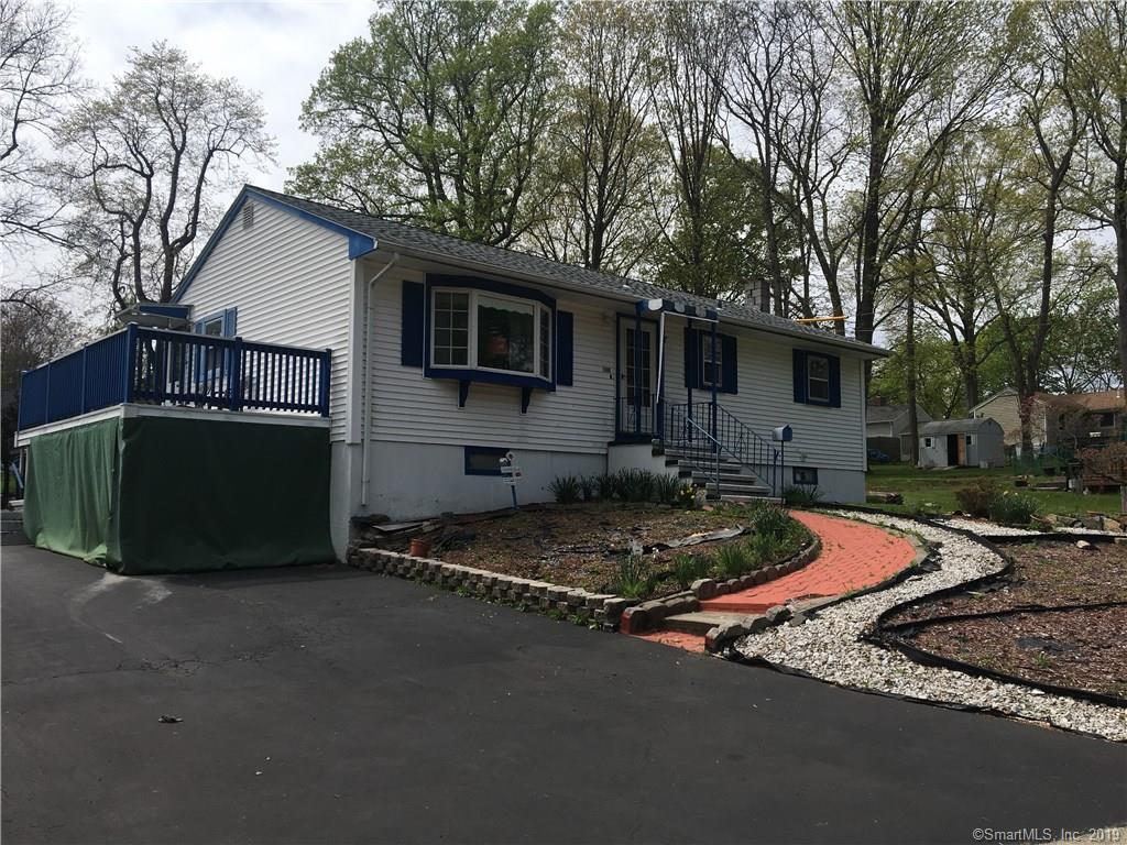 Property Photo:  160 Pumpkin Delight Road  CT 06460 
