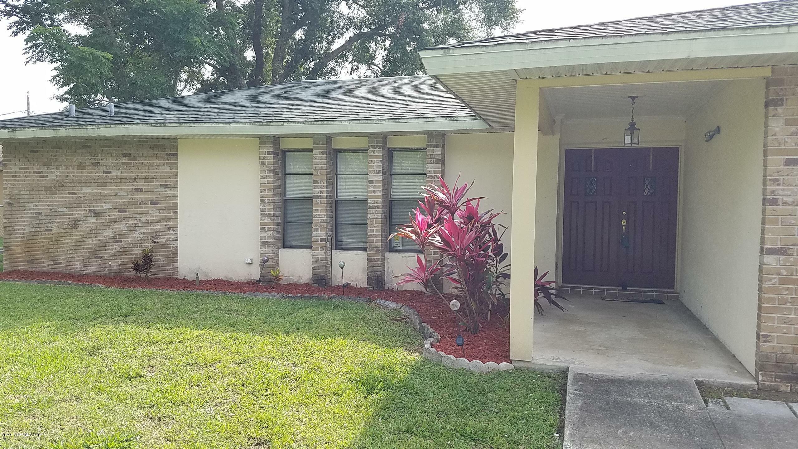 Property Photo:  549 NE Burlington Avenue NE  FL 32907 