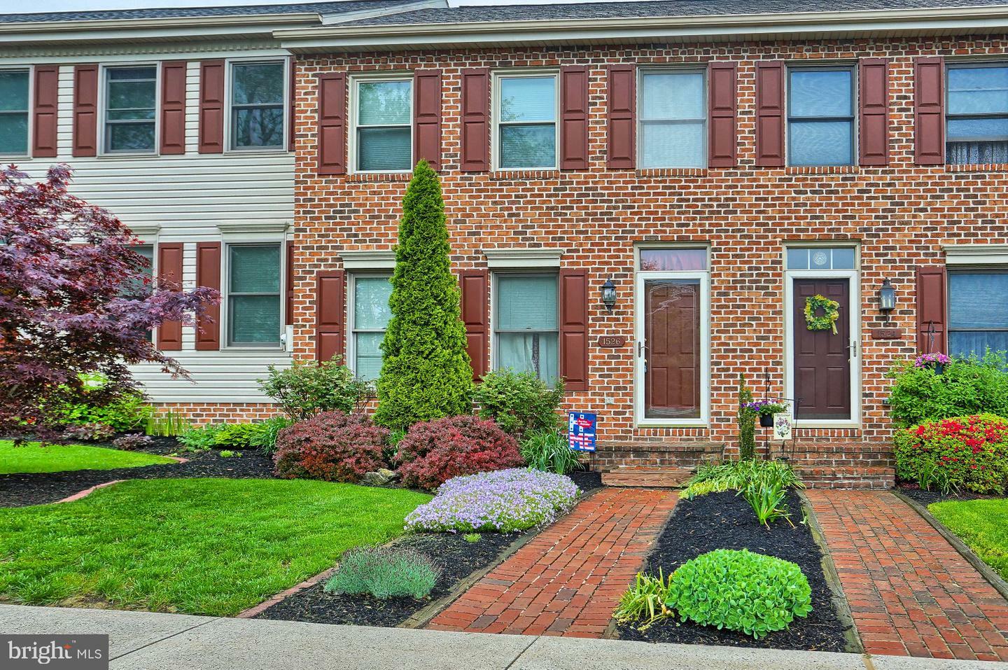 Property Photo:  1526 Tussey Court  PA 17050 