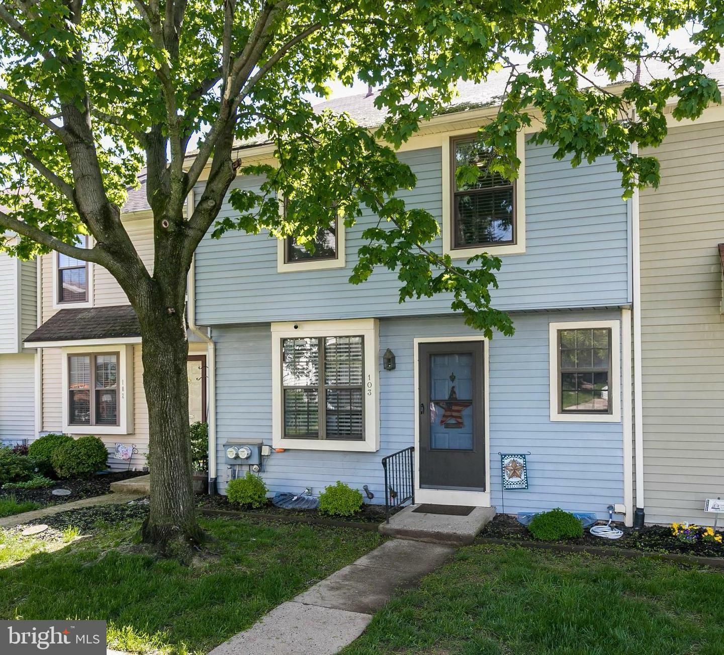 Property Photo:  103 Livingston Court  PA 19454 