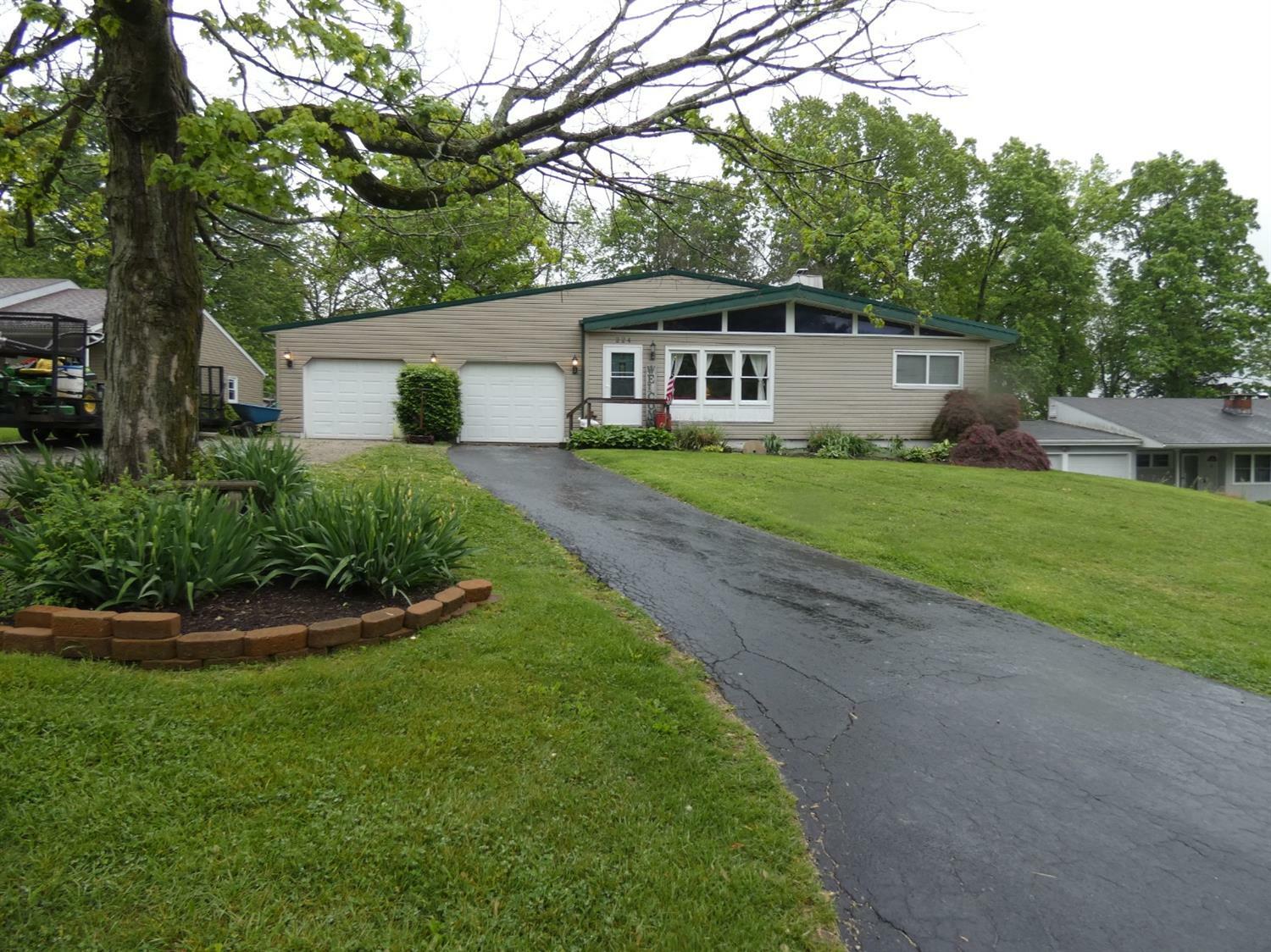 Property Photo:  224 Woodland Drive  OH 45133 