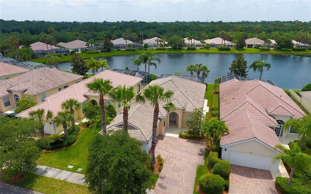 Property Photo:  7675 Uliva Way  FL 34238 