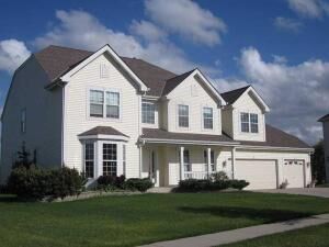 Property Photo:  649 Creekwood Dr  WI 53095 