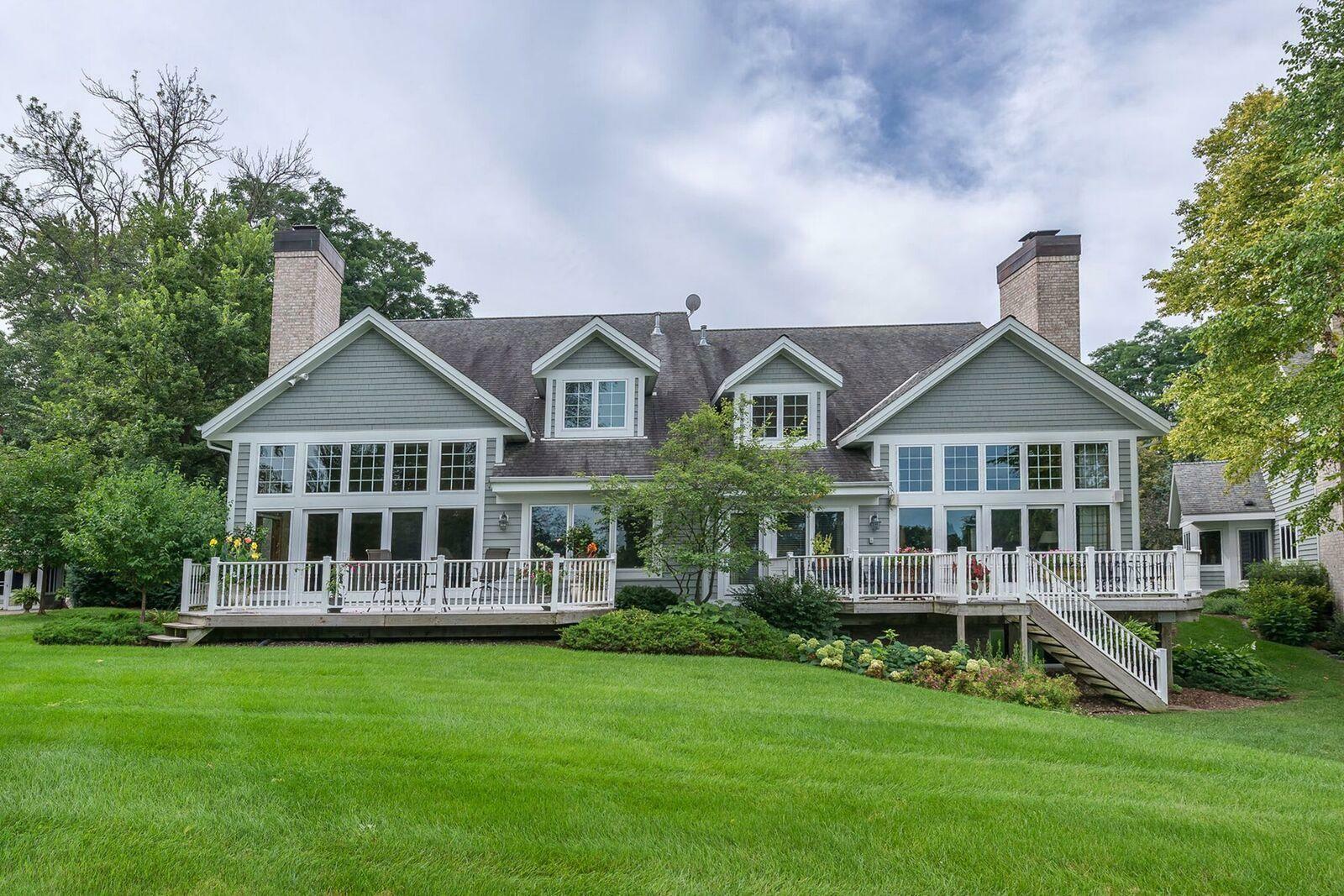 Property Photo: 1229 Milwaukee St B WI 53018