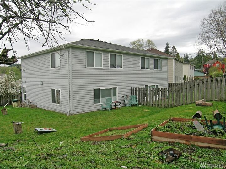 Property Photo:  2506 Claudia Ct  WA 98229 