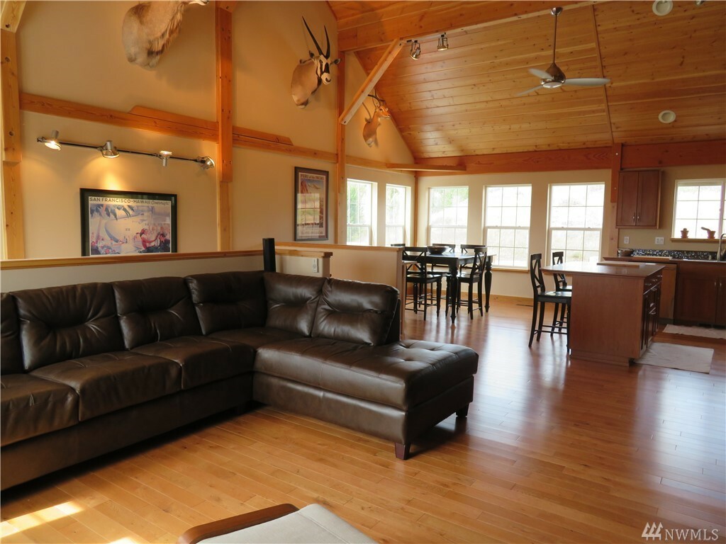 Property Photo:  299 Vulcan Mountain Rd  WA 99118 