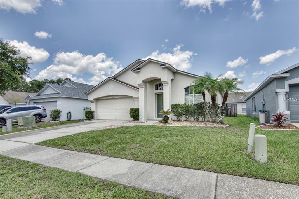 Property Photo:  30749 Birdhouse Drive  FL 33545 