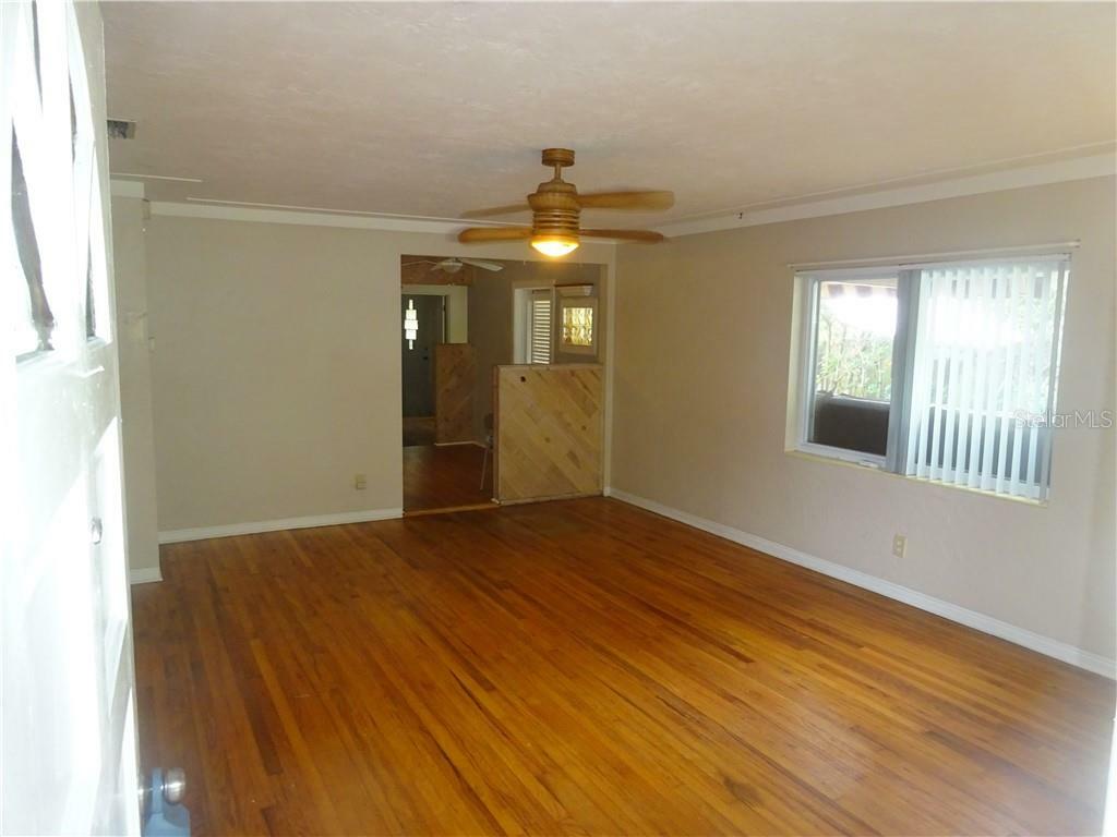 Property Photo:  2860 30th Avenue N  FL 33713 