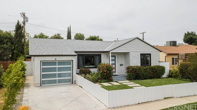 Property Photo:  5907 Alonzo Avenue  CA 91316 