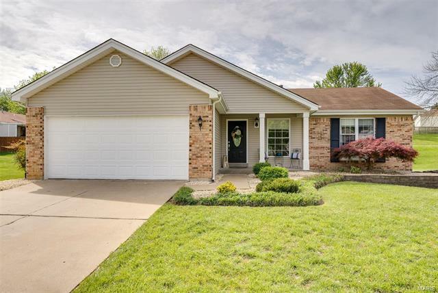 Property Photo:  3 Amesbury Court   63376 