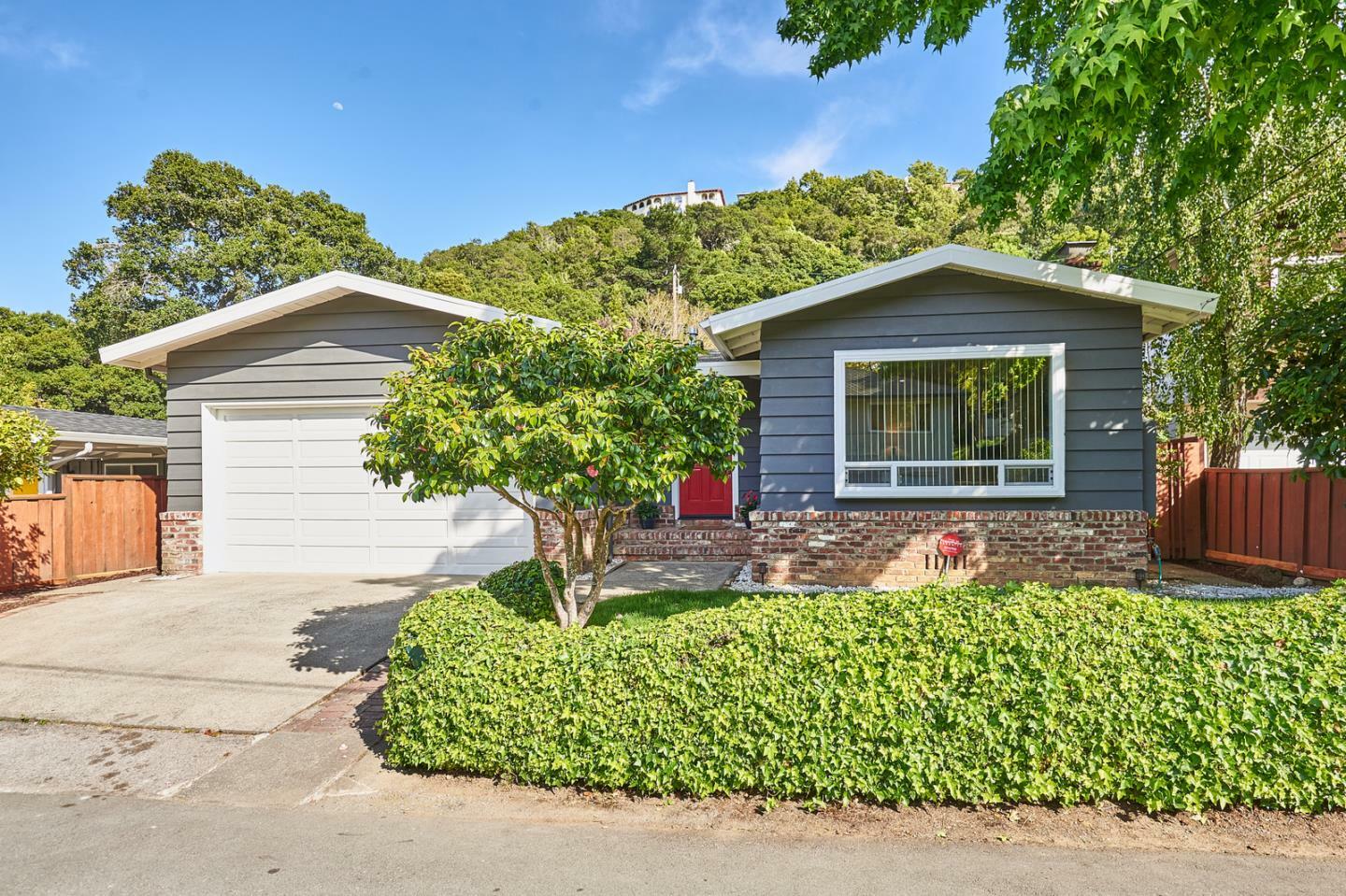 Property Photo:  19 Willow Glen Way  CA 94070 