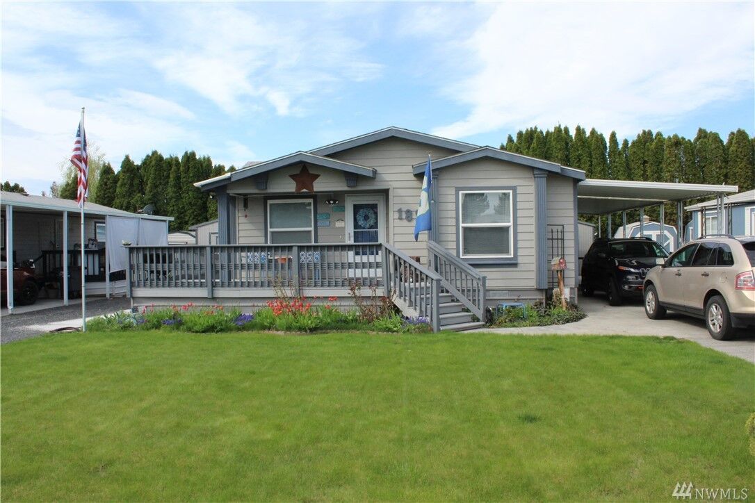 Property Photo:  4815 Airway Dr NE 189  WA 98837 