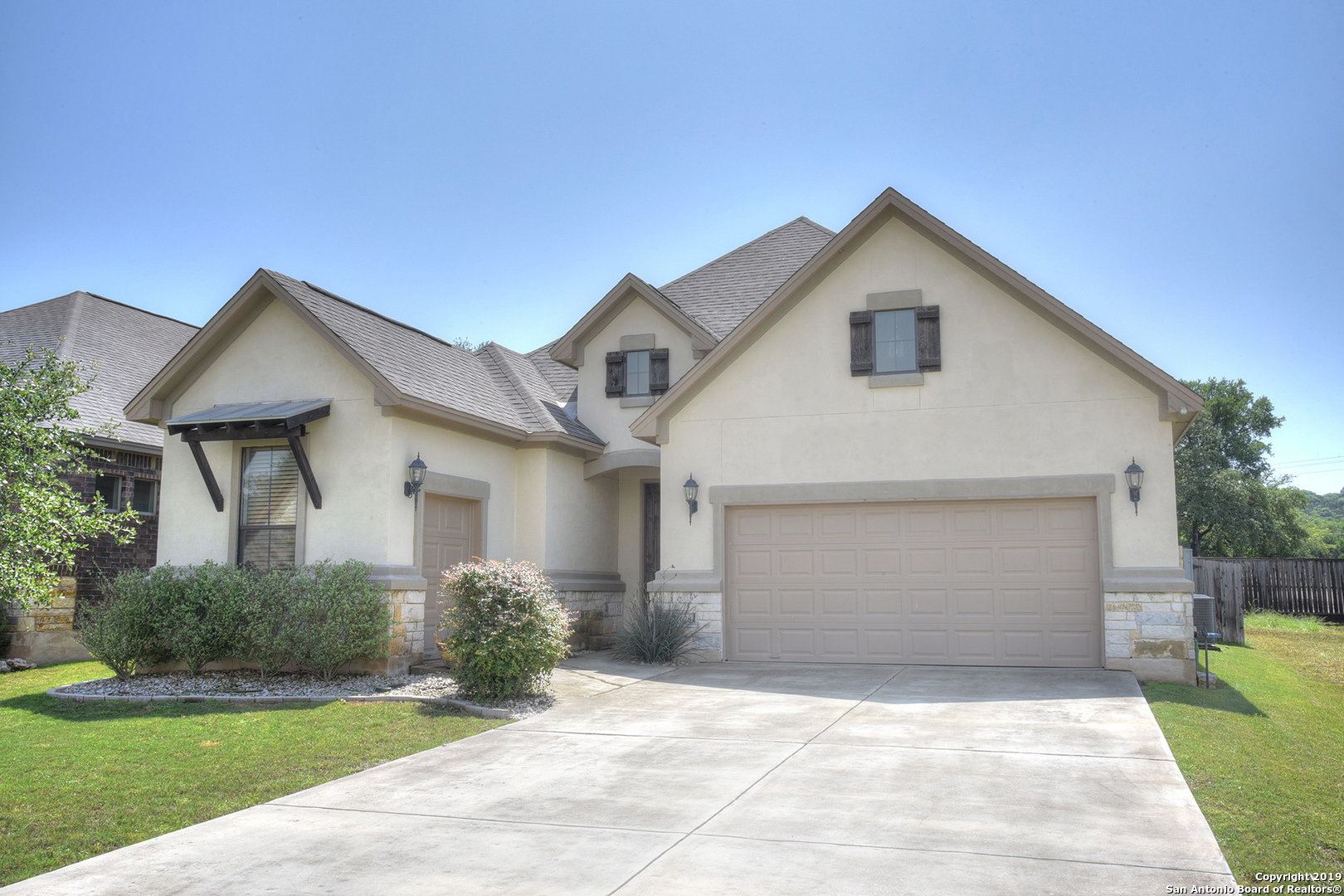 Property Photo: 628 Carriage House Unit #31 TX 78070