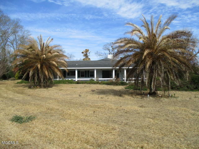 16380 Orange Grove Road  Gulfport MS 39503 photo