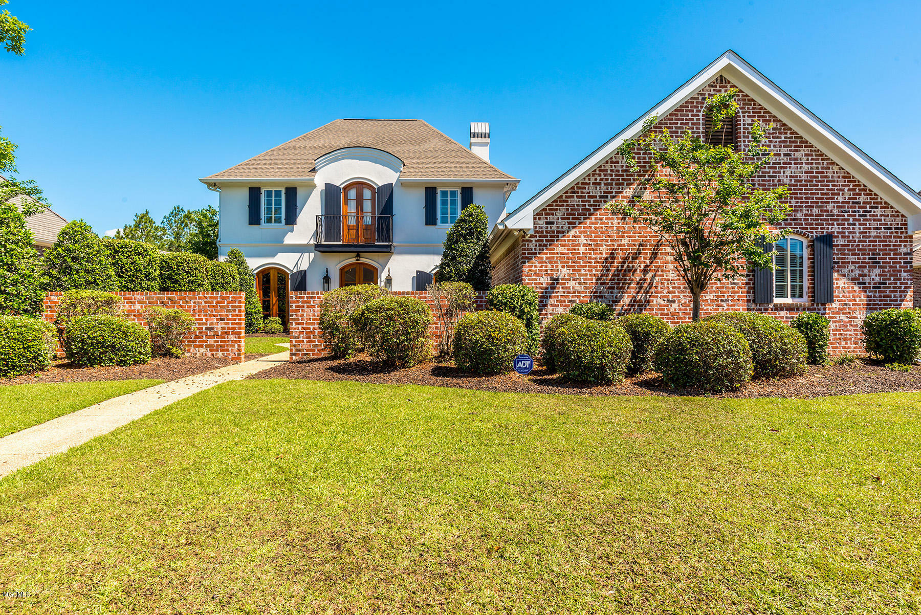 Property Photo: 10918 Channelside Drive MS 39503