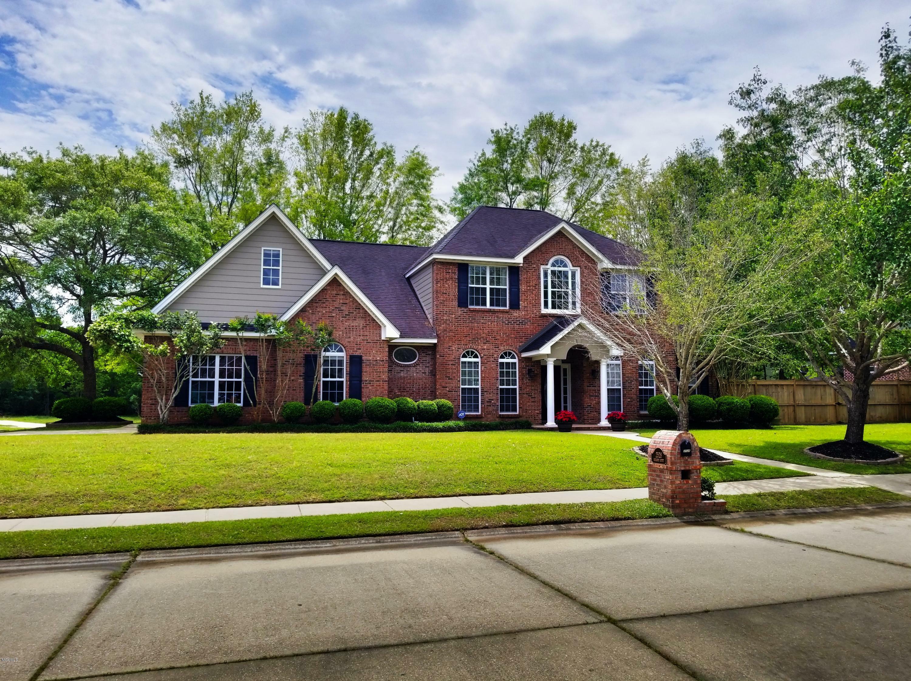 Property Photo:  2528 Faulkner Court  MS 39564 