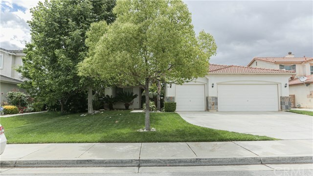 Property Photo:  30805 Mirage Circle  CA 92584 