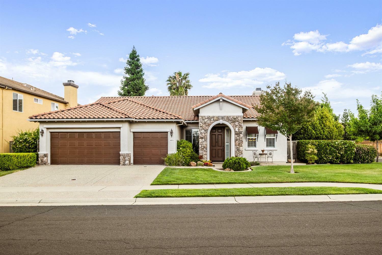 Property Photo:  6604 Alder Park Circle  CA 95678 