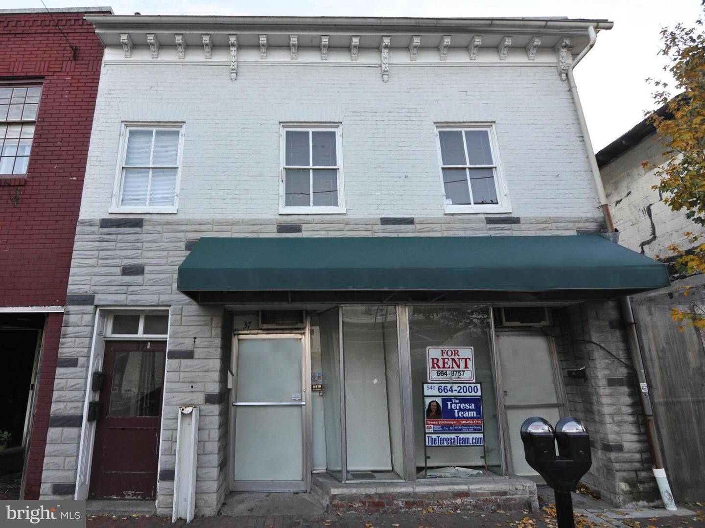 Property Photo: 37 1/2 E Piccadilly Street VA 22601