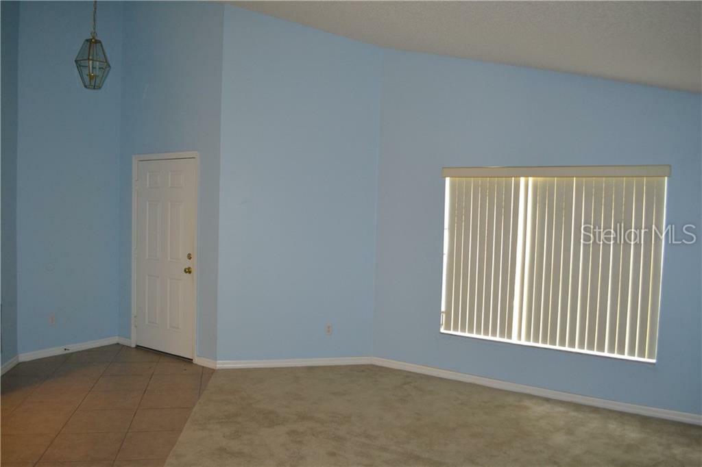 Property Photo:  4613 Aguila Place  FL 32826 