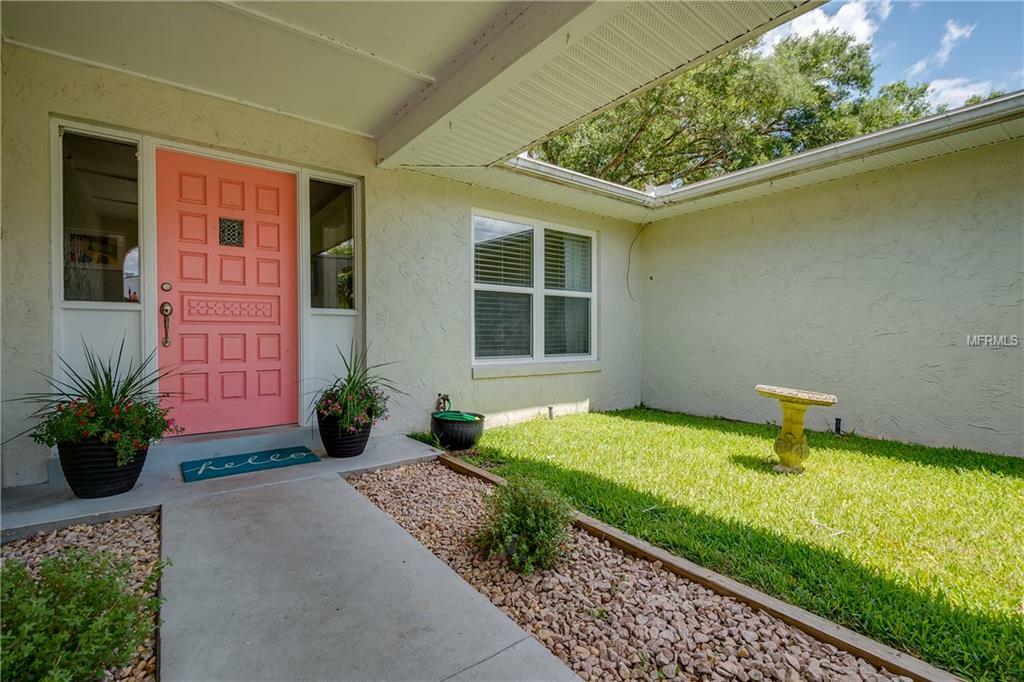 Property Photo:  1205 Keystone Court  FL 33823 