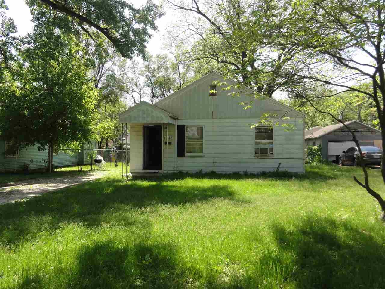 Property Photo:  1715 N Bourland  IL 61604 