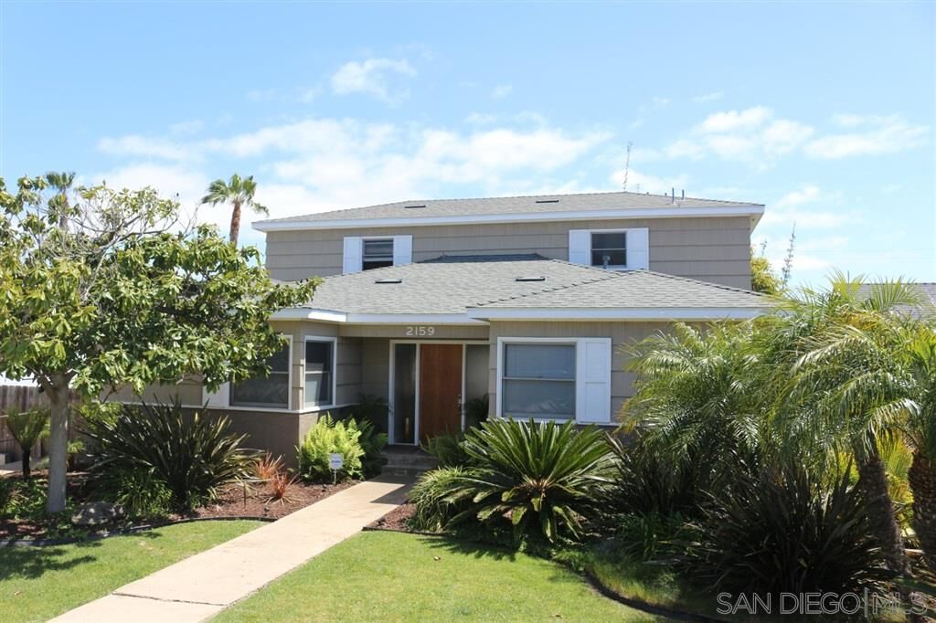 Property Photo:  2159 Emerald Street  CA 92109 