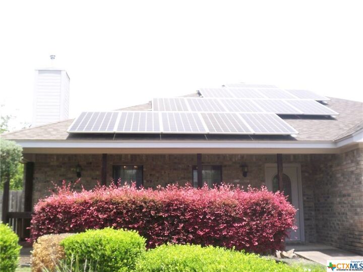 Property Photo: 2103 Rocky Mountain Drive TX 76550