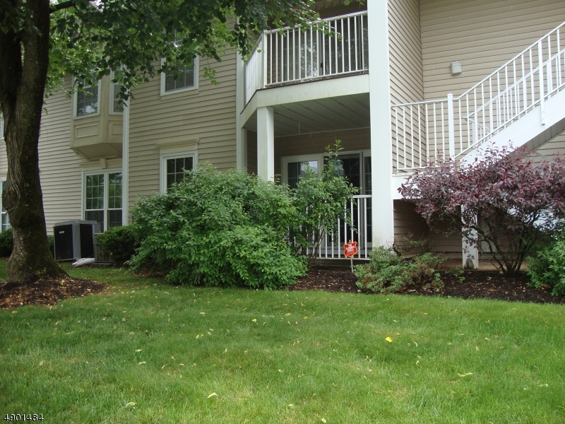 Property Photo: 113 Lindsey Ct NJ 08823