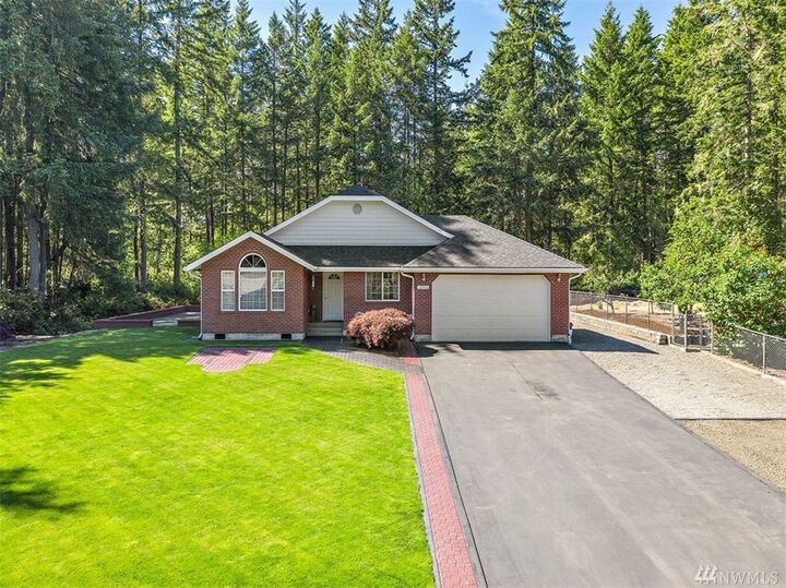 Property Photo:  13706 110th Street Court NW  WA 98239 