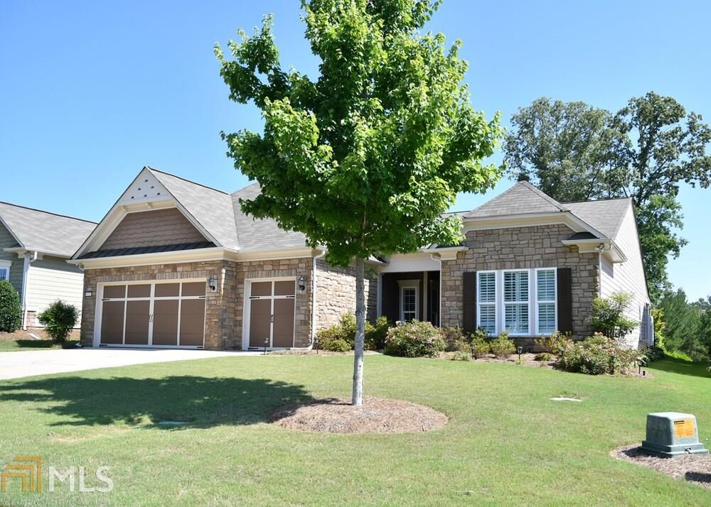 Property Photo: 6723 Chimney Ridge Court GA 30548