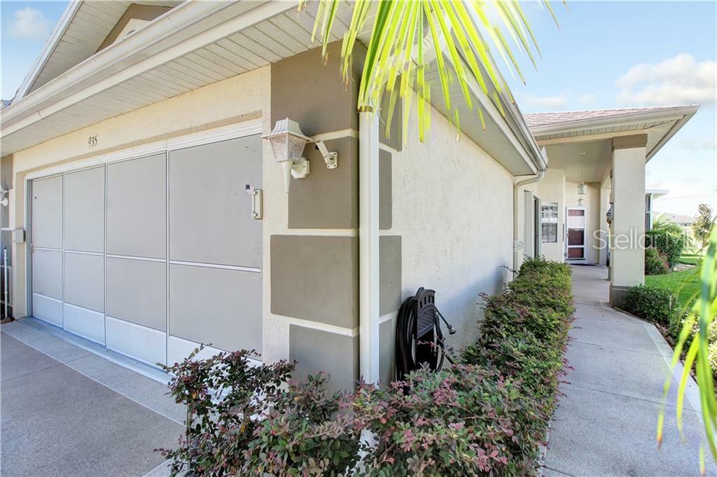 Property Photo:  935 Villeroy Greens Drive 935  FL 33573 