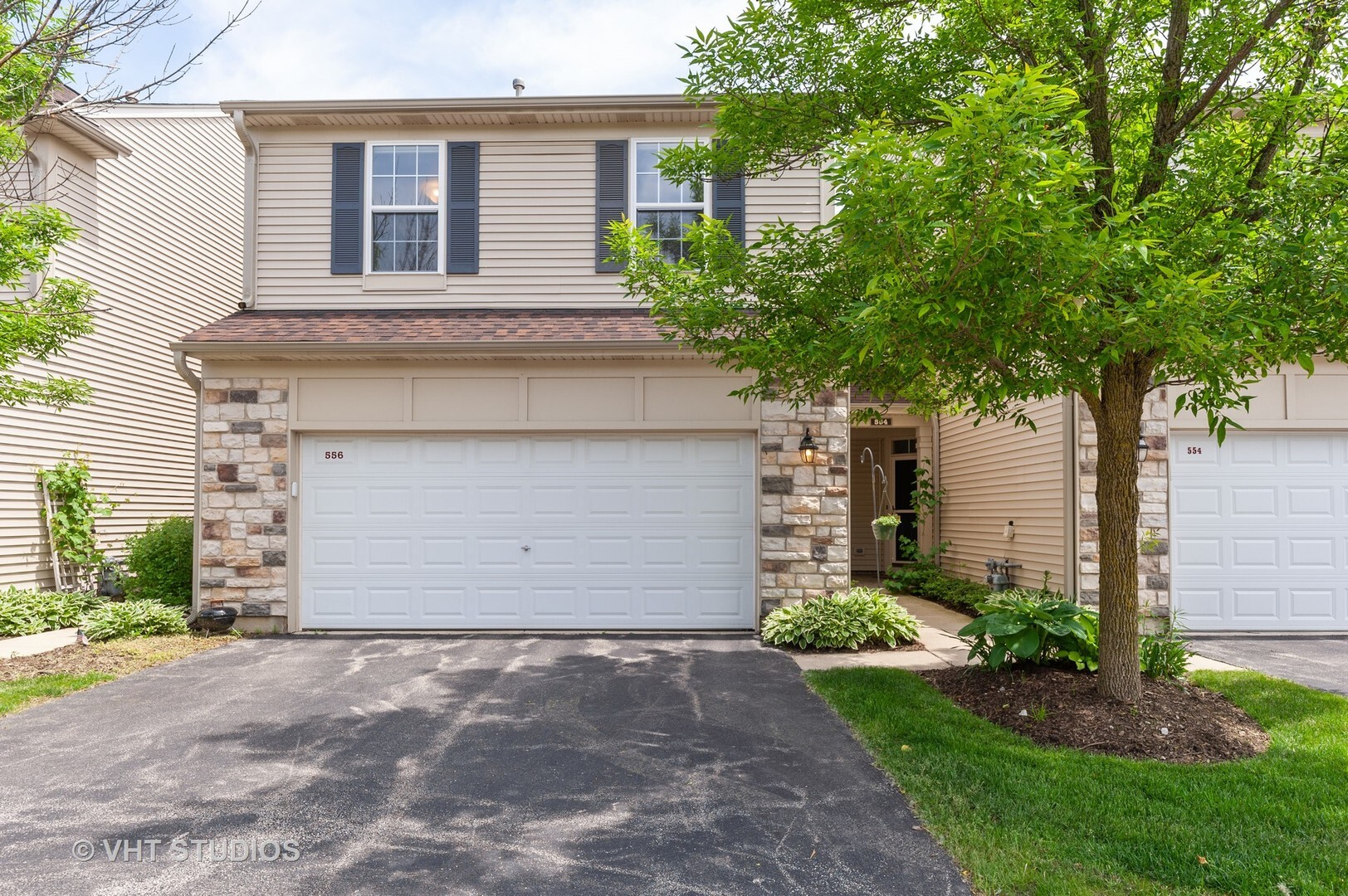 Property Photo: 556 Shakespeare Drive IL 60030