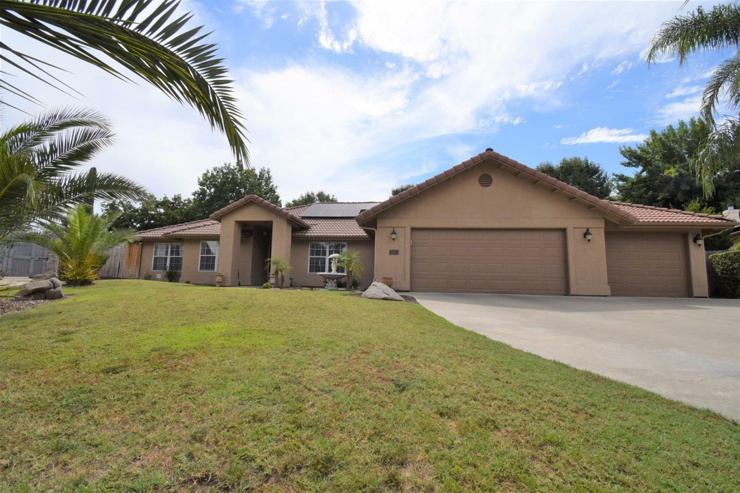 Property Photo:  6037 W Cherry Court  CA 93277 