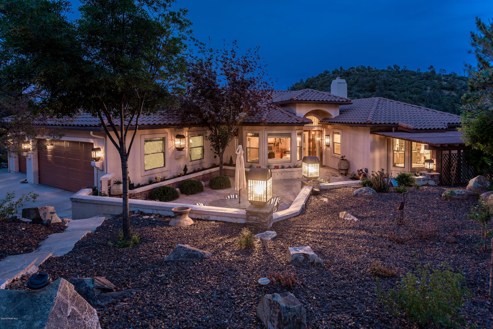 Property Photo:  516 Lotus Court  AZ 86301 