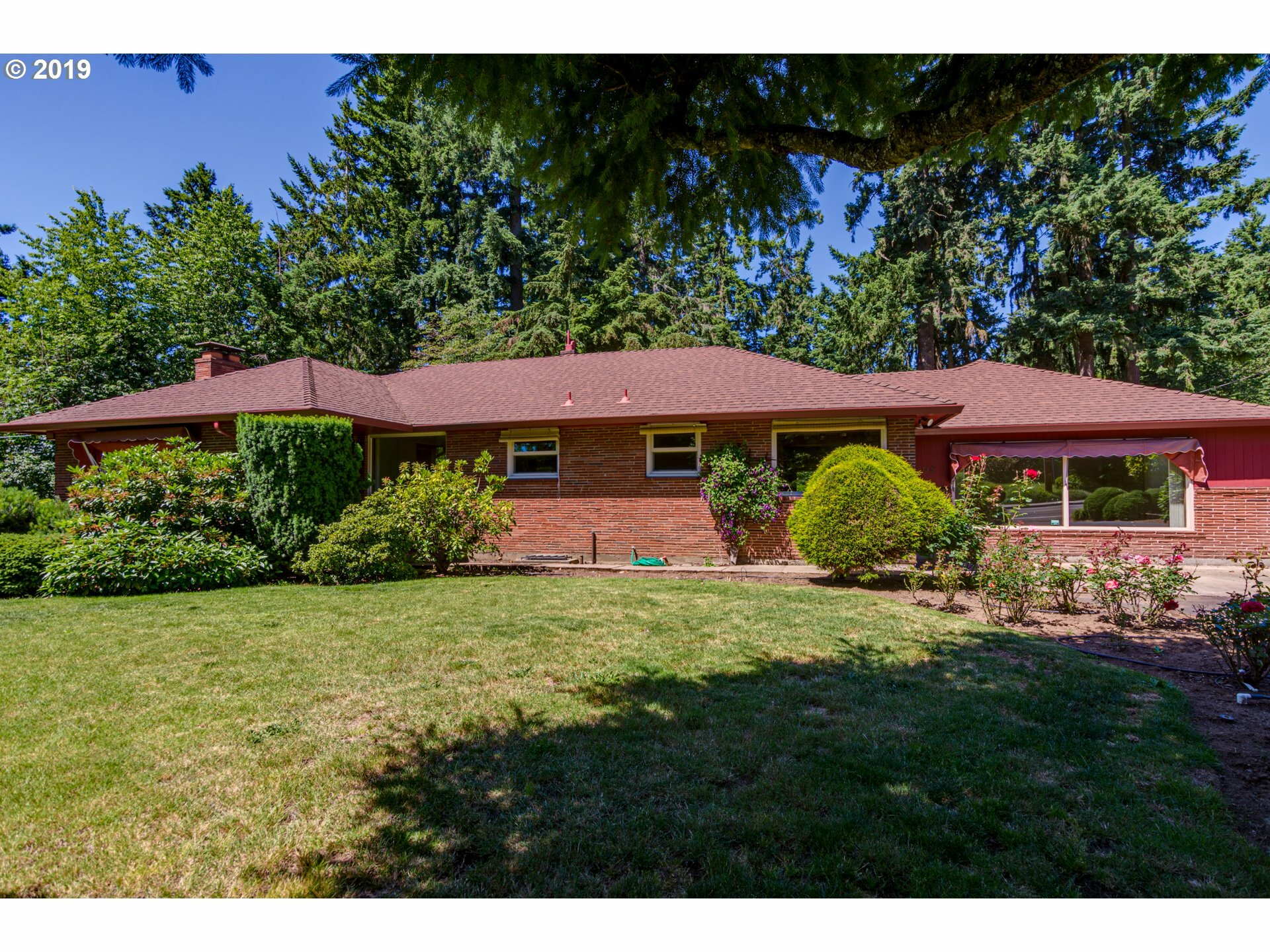 Property Photo:  5708 NE Hazel Dell Ave  WA 98663 