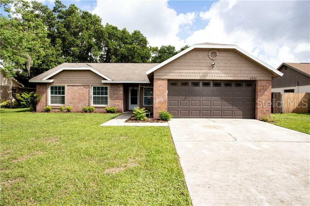 Property Photo:  4202 Spring Way Circle  FL 33596 