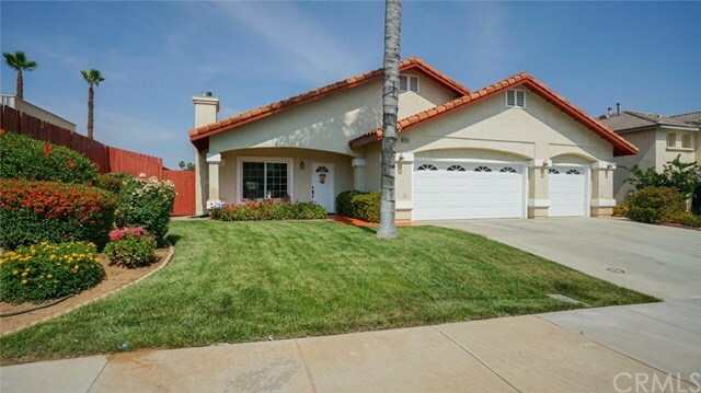 Property Photo:  26151 Coronada Drive  CA 92555 