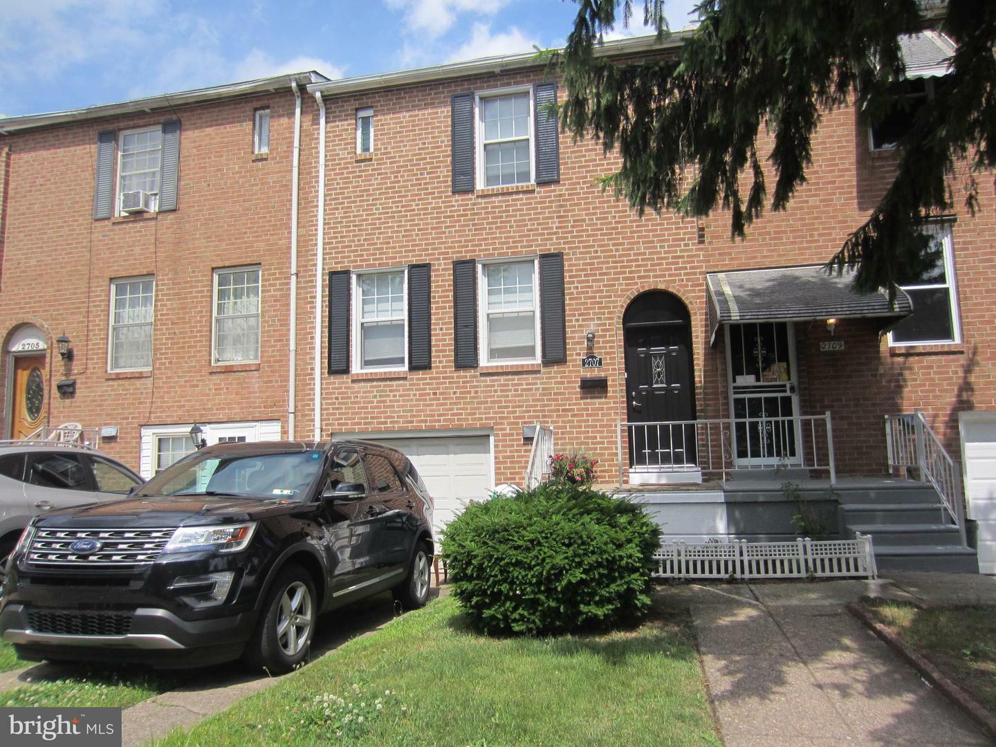 Property Photo:  2707 Island Avenue  PA 19153 