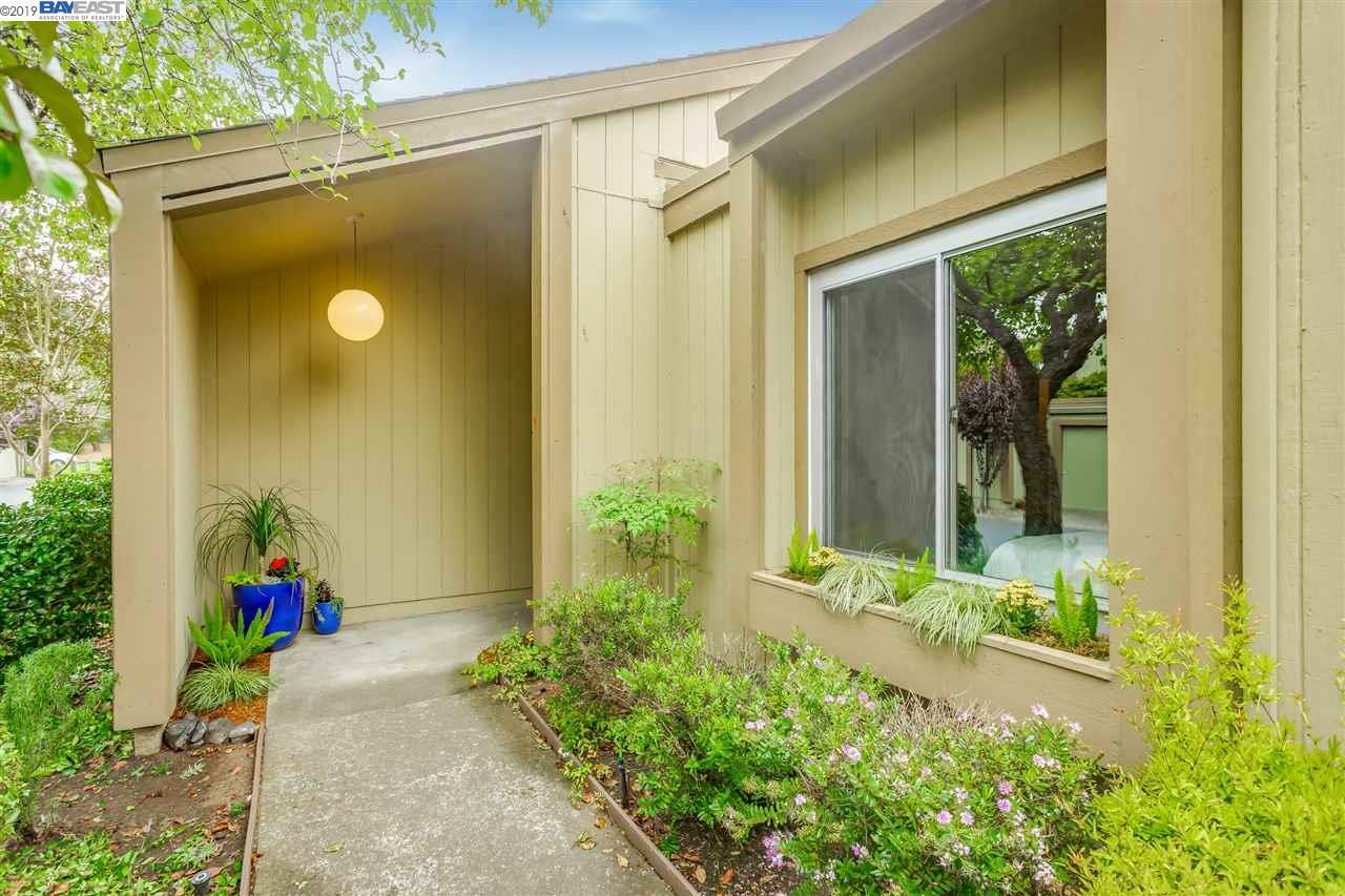 Property Photo:  3217 Fiji Ln  CA 94502 