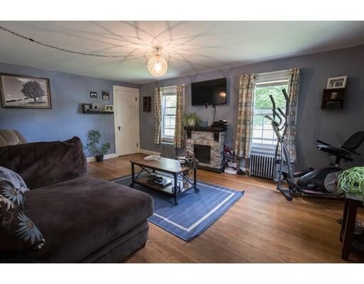 Property Photo:  42 Bacon St  MA 01473 