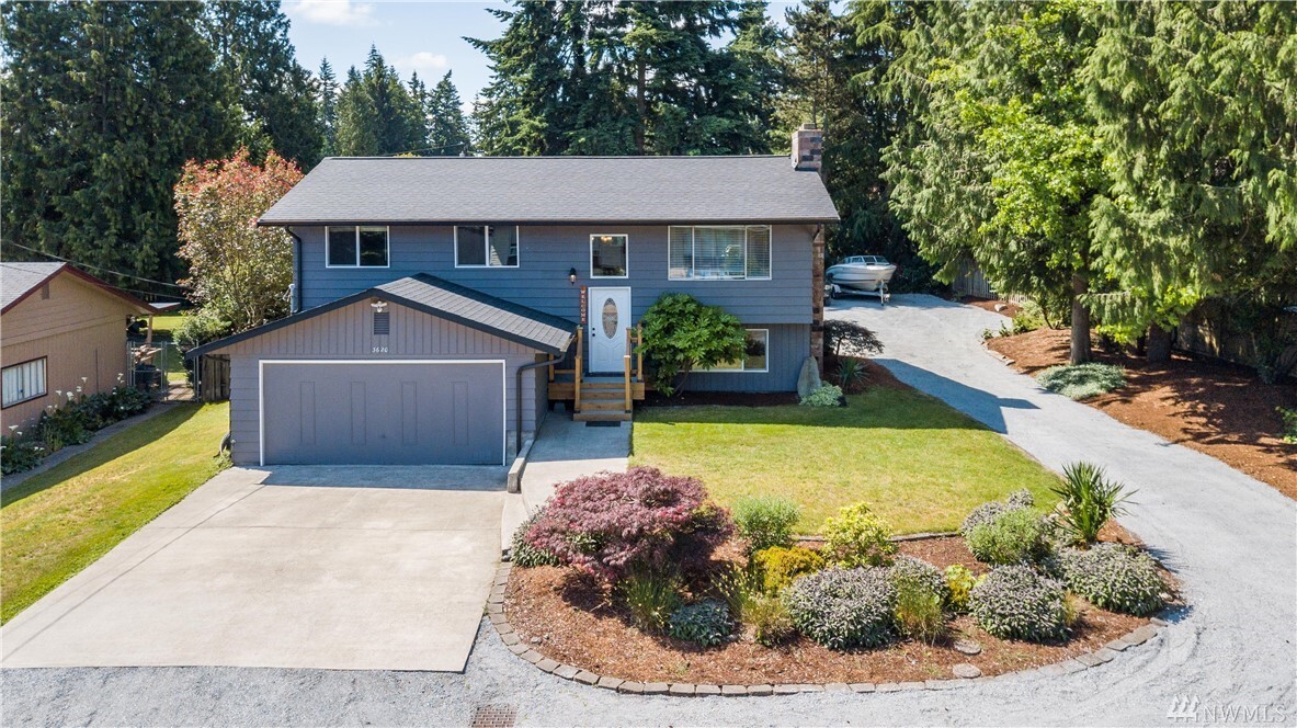 Property Photo:  3620 109th Place SE  WA 98208 