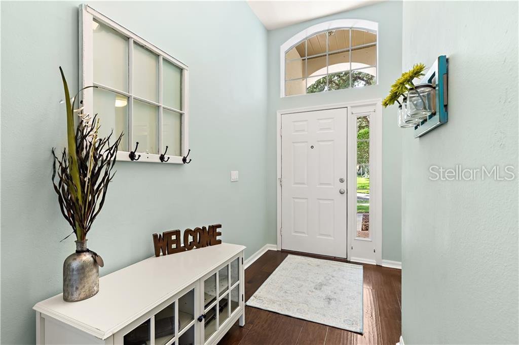 Property Photo: 12305 Glenfield Avenue FL 33626