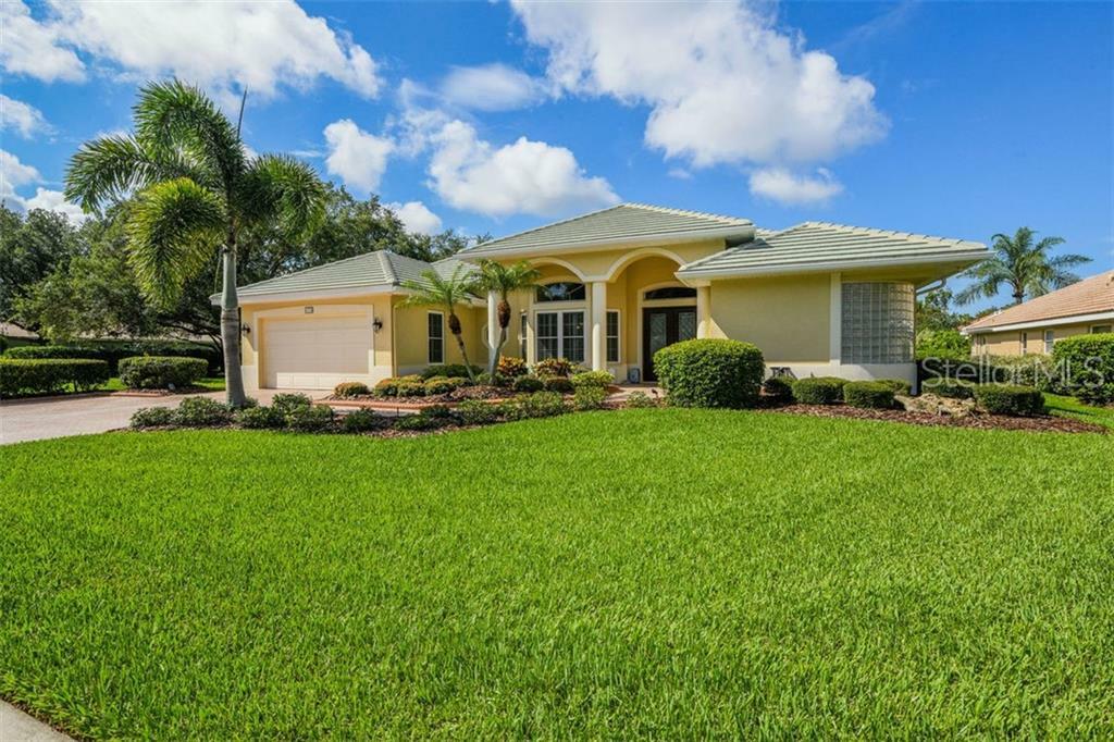 Property Photo:  4798 Hanging Moss Lane  FL 34238 