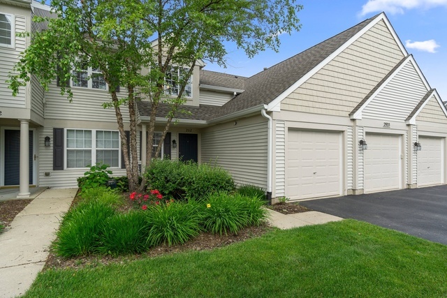 Property Photo:  2935 Rutland Circle 202  IL 60564 