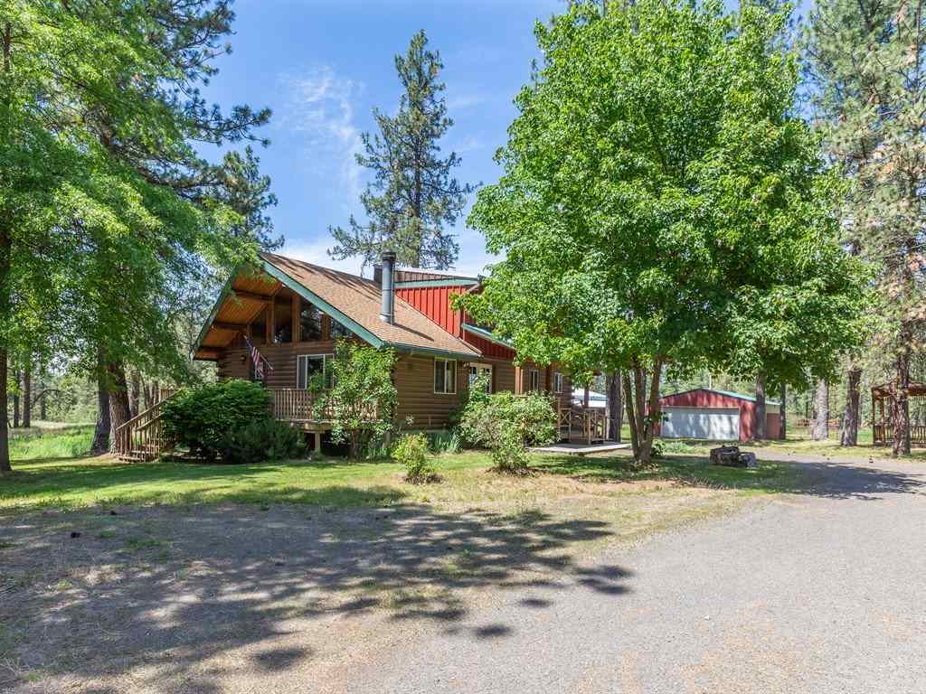 Property Photo:  17523 S Lois Dr  WA 99004-9551 