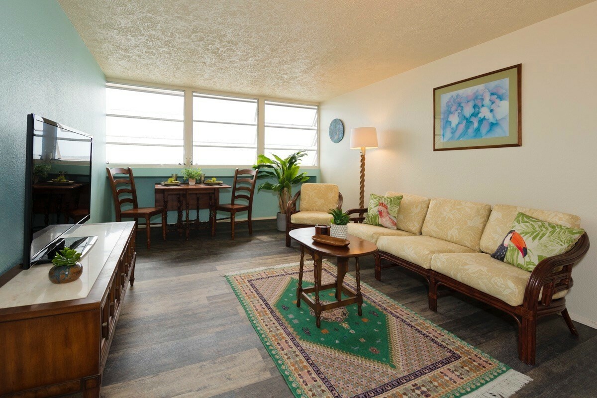 Property Photo:  84 Pukihae St 1004  HI 96720 