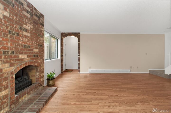 Property Photo:  2826 Garden Ct Apt B  WA 98388 